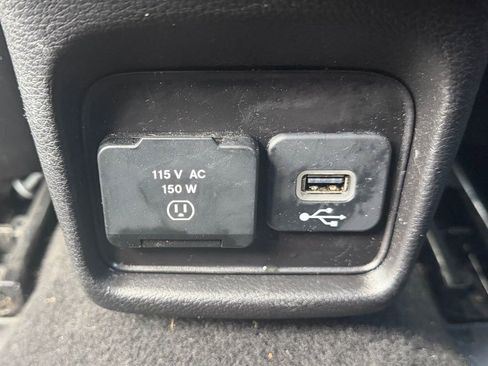 Used 2020 Jeep Compass Limited image 15