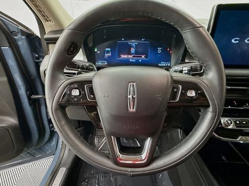 Used 2023 Lincoln Corsair Reserve image 11