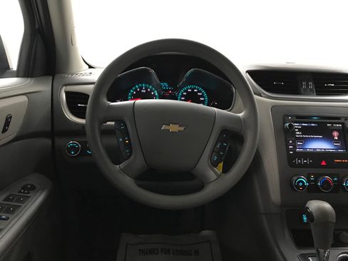 Used 2017 Chevrolet Traverse LS FWD image 22