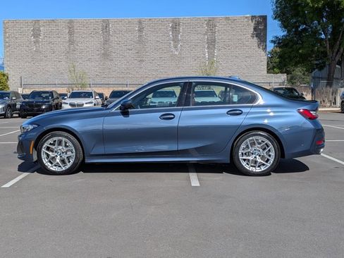 Used 2025 BMW 330i xDrive Sedan w/ Premium Package image 9