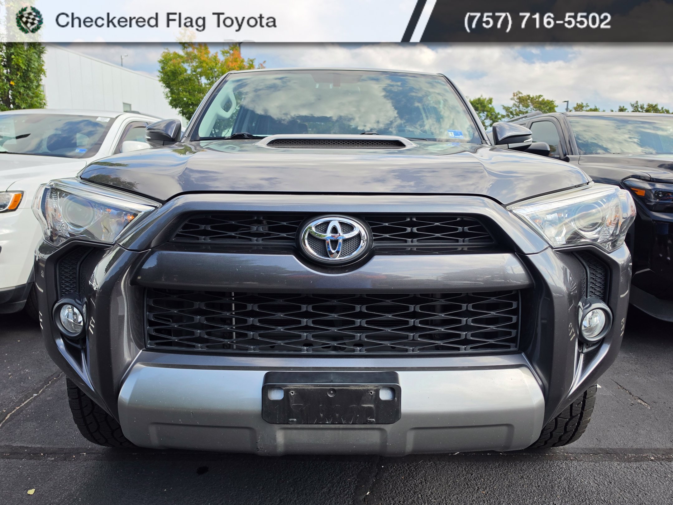Used 2018 Toyota 4Runner TRD Off-Road Premium w/ TRD Performance Package AWD/4WD image 2