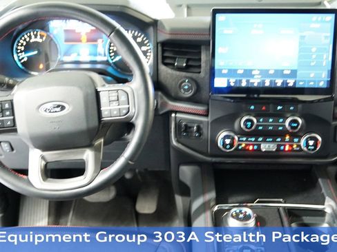 Used 2023 Ford Expedition Max Limited image 11