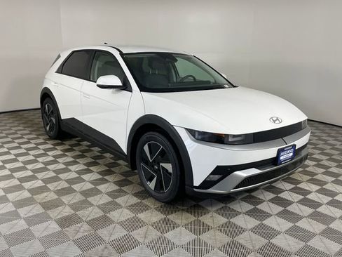 New 2026 Hyundai Ioniq 5 SEL image 24