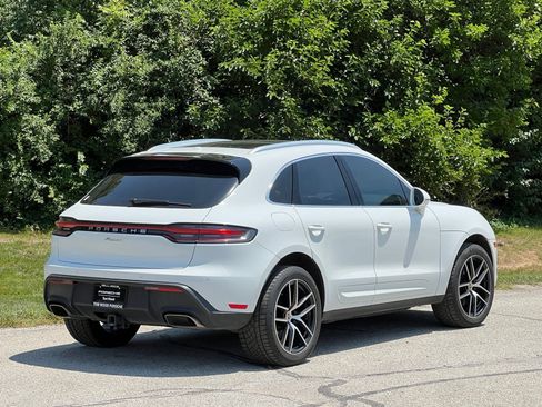 Certified 2024 Porsche Macan AWD/4WD image 6