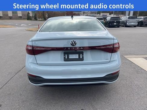 New 2026 Volkswagen Jetta SE image 5