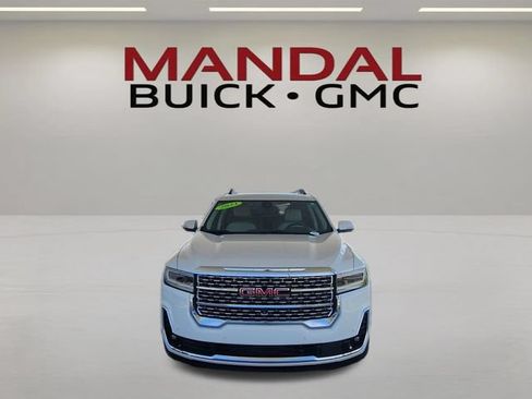 Used 2023 GMC Acadia Denali w/ Denali Technology Package FWD image 2