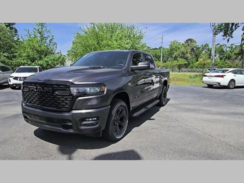 New 2026 RAM 1500 Express AWD/4WD image 39