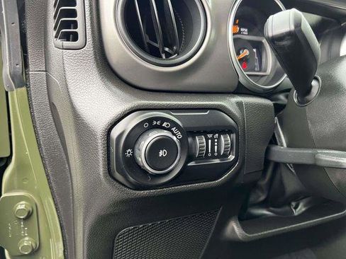 Certified 2022 Jeep Wrangler Unlimited Sport AWD/4WD image 14