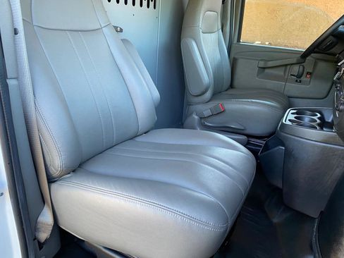Used 2021 Chevrolet Express 2500 w/ Driver Convenience Package RWD image 38