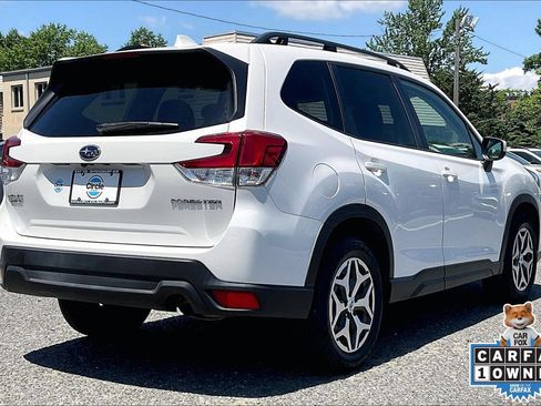 Certified 2022 Subaru Forester Premium AWD/4WD image 14
