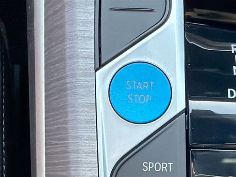 Used 2025 BMW i4 eDrive40 w/ Premium Package image 37