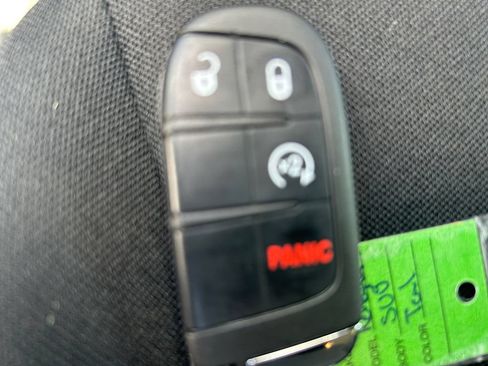 Certified 2020 Jeep Renegade Altitude AWD/4WD image 34