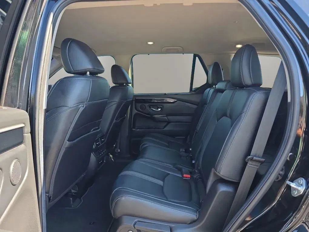 Used 2024 Honda Pilot EX-L image 43