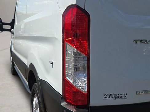 Used 2019 Ford Transit 250 130 Low Roof RWD image 10