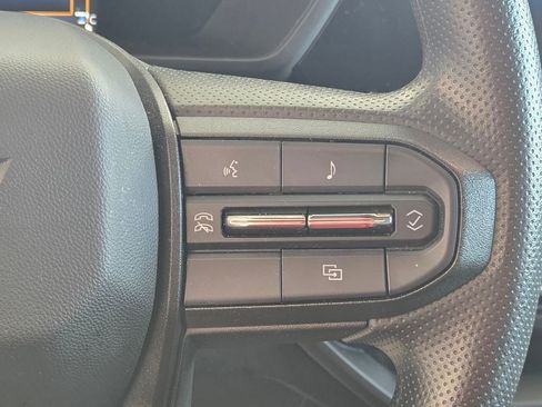 Used 2023 Chevrolet Colorado Trail Boss w/ Technology Package image 17