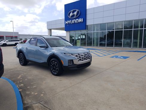 Used 2022 Hyundai Santa Cruz SEL Premium image 1