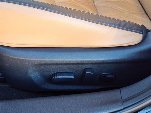 Used 2024 Nissan Sentra SV w/ SV Premium Package image 22