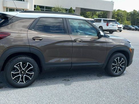 Used 2022 Chevrolet TrailBlazer ACTIV w/ Sun and Liftgate Package AWD/4WD image 6