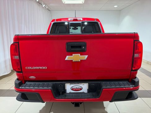 Used 2016 Chevrolet Colorado Z71 AWD/4WD image 4