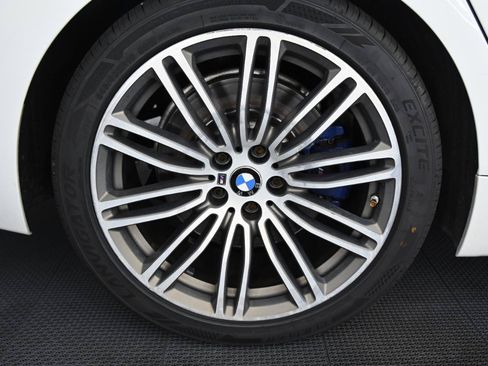 Used 2018 BMW M550i xDrive AWD/4WD image 48