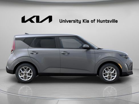 New 2025 Kia Soul LX image 9