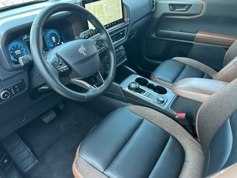 Certified 2025 Ford Bronco Sport Outer Banks w/ Outer Banks Tech Package+ AWD/4WD image 11