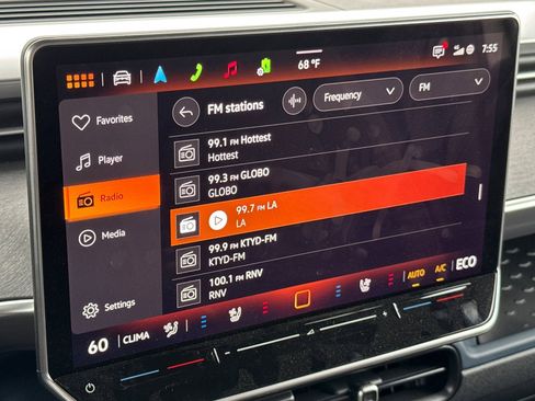 New 2025 Volkswagen ID. Buzz Pro S image 19