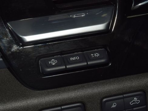 Used 2022 Chevrolet Silverado 1500 High Country w/ High Country Premium Package image 37