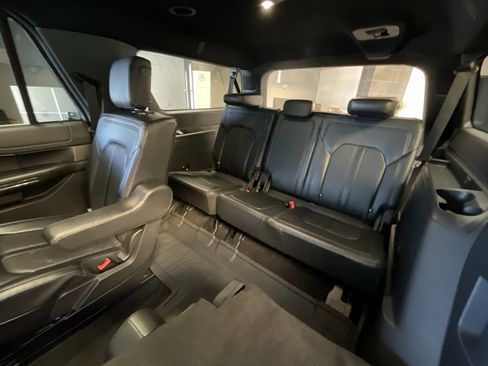 Used 2021 Ford Expedition Max Limited image 25