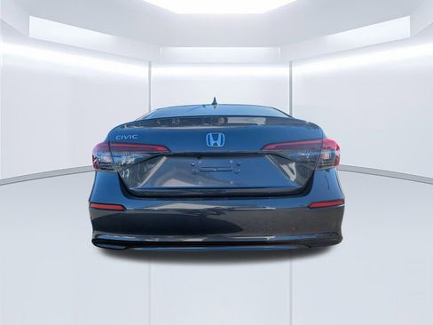 Used 2022 Honda Civic LX image 5