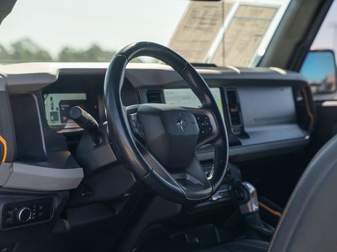 Certified 2022 Ford Bronco Badlands AWD/4WD image 21
