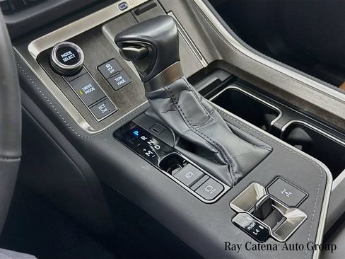 Certified 2025 Lexus GX 550 w/ Accessory Package (2T) AWD/4WD image 17