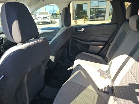 Used 2021 Ford Escape SE w/ Cold Weather Package image 7