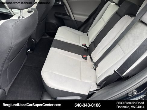 Used 2017 Toyota RAV4 XLE image 12