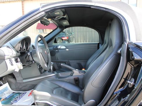 Used 2005 Porsche Boxster S image 13