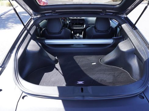 Certified 2025 Nissan Z Performance w/ Floor Mat Package RWD image 9