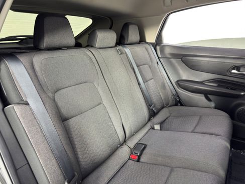 Used 2023 Nissan Ariya FWD image 33