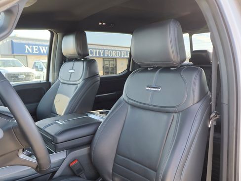 Certified 2025 Ford F150 Platinum w/ FX4 Off-Road Package image 16