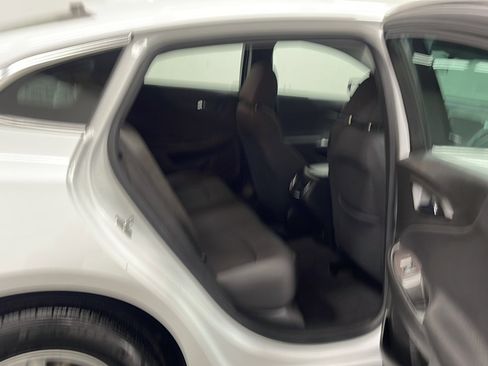 Used 2023 Chevrolet Malibu LT FWD image 14