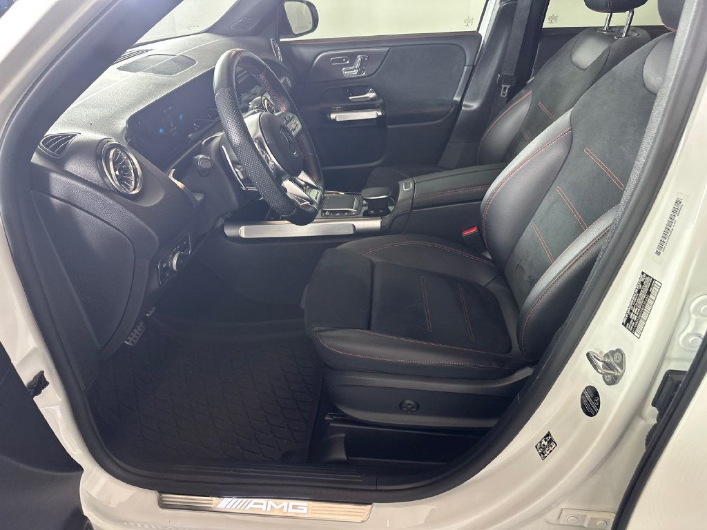 Used 2022 Mercedes-Benz GLB 35 AMG 4MATIC image 3