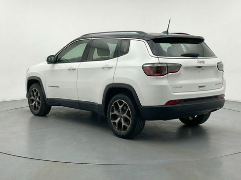 Used 2025 Jeep Compass Limited AWD/4WD image 6
