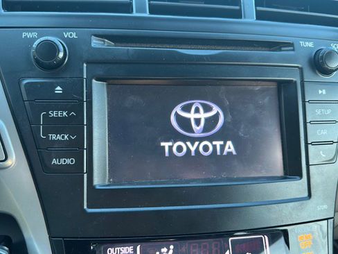 Used 2012 Toyota Prius V Two image 26