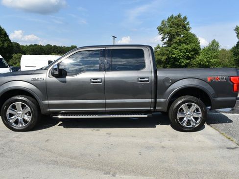 Used 2018 Ford F150 Lariat w/ Equipment Group 502A Luxury AWD/4WD image 9