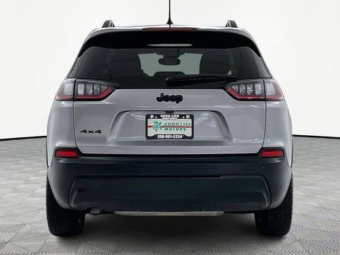 Used 2021 Jeep Cherokee Latitude Plus image 5