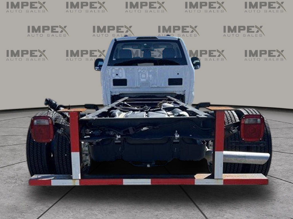 Used 2025 Ford F450 XL RWD image 4
