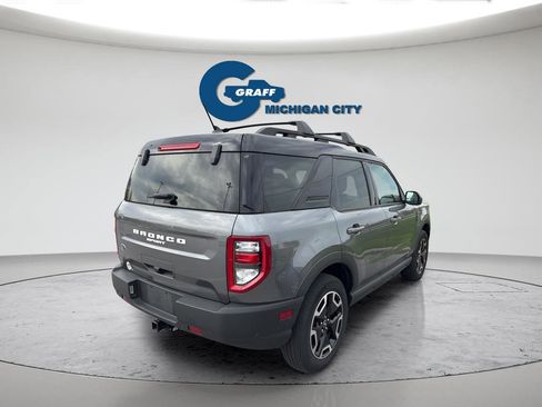 Used 2022 Ford Bronco Sport Outer Banks w/ Tech Package AWD/4WD image 3