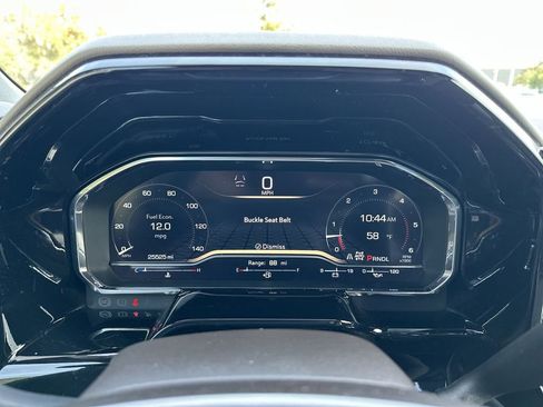 Used 2024 GMC Sierra 3500 SLT w/ SLT Premium Package image 19