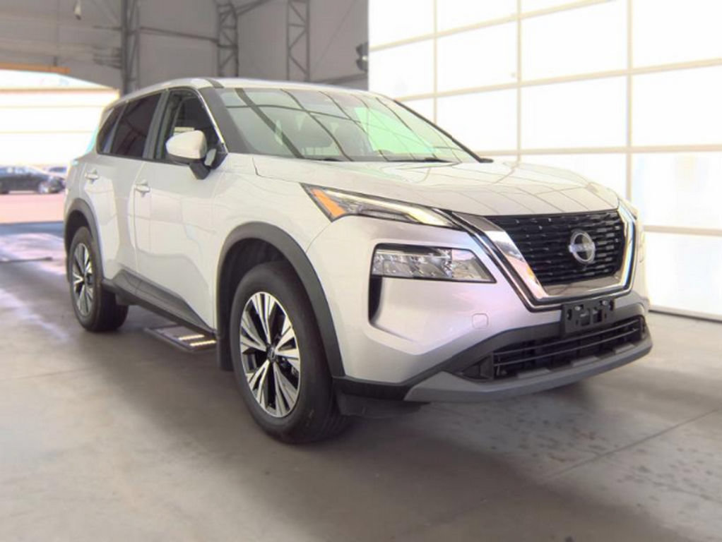 Used 2023 Nissan Rogue SV AWD/4WD image 4