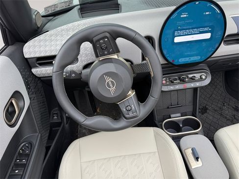 Used 2025 MINI Cooper S image 12