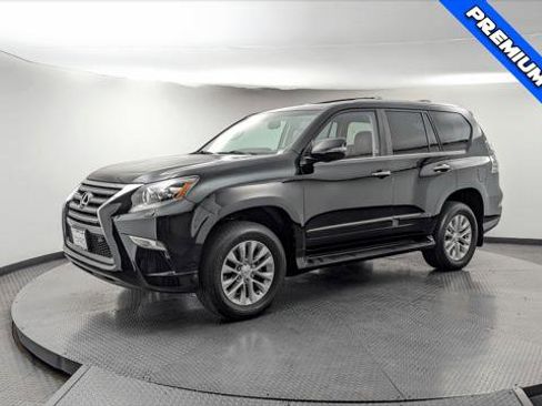 Used 2016 Lexus GX 460 w/ Premium Package image 2